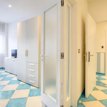 Beautiful In With Kitchen Apartment Deiva Marina
